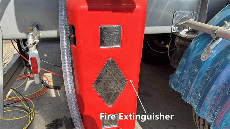 Emergency fire extinguisher