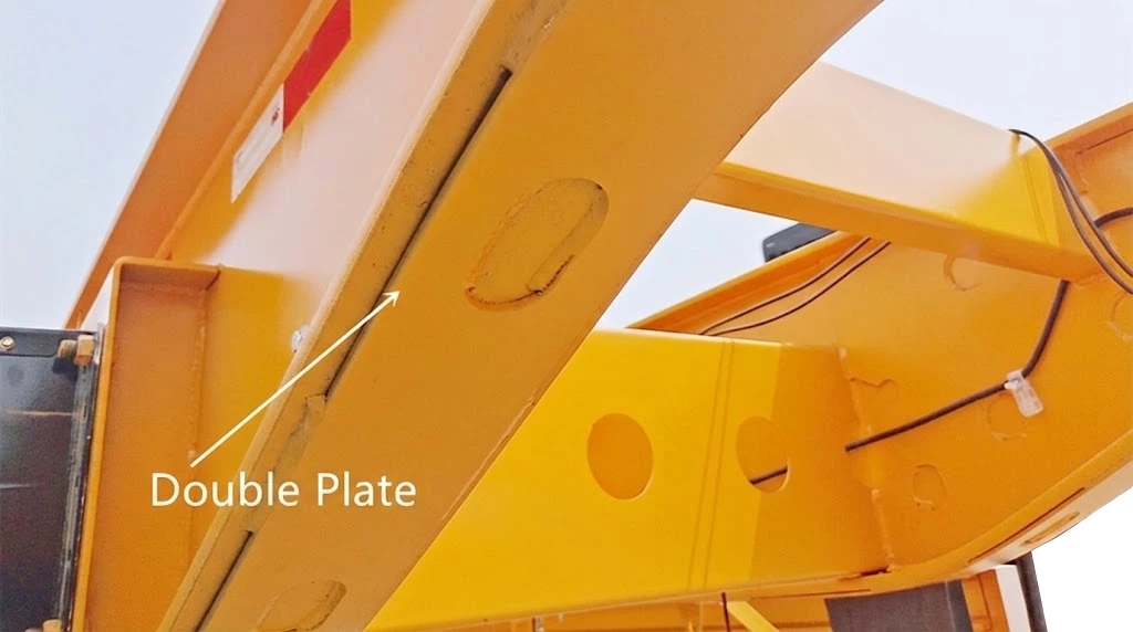 Reinforced gooseneck featuring double-layer steel plate.
