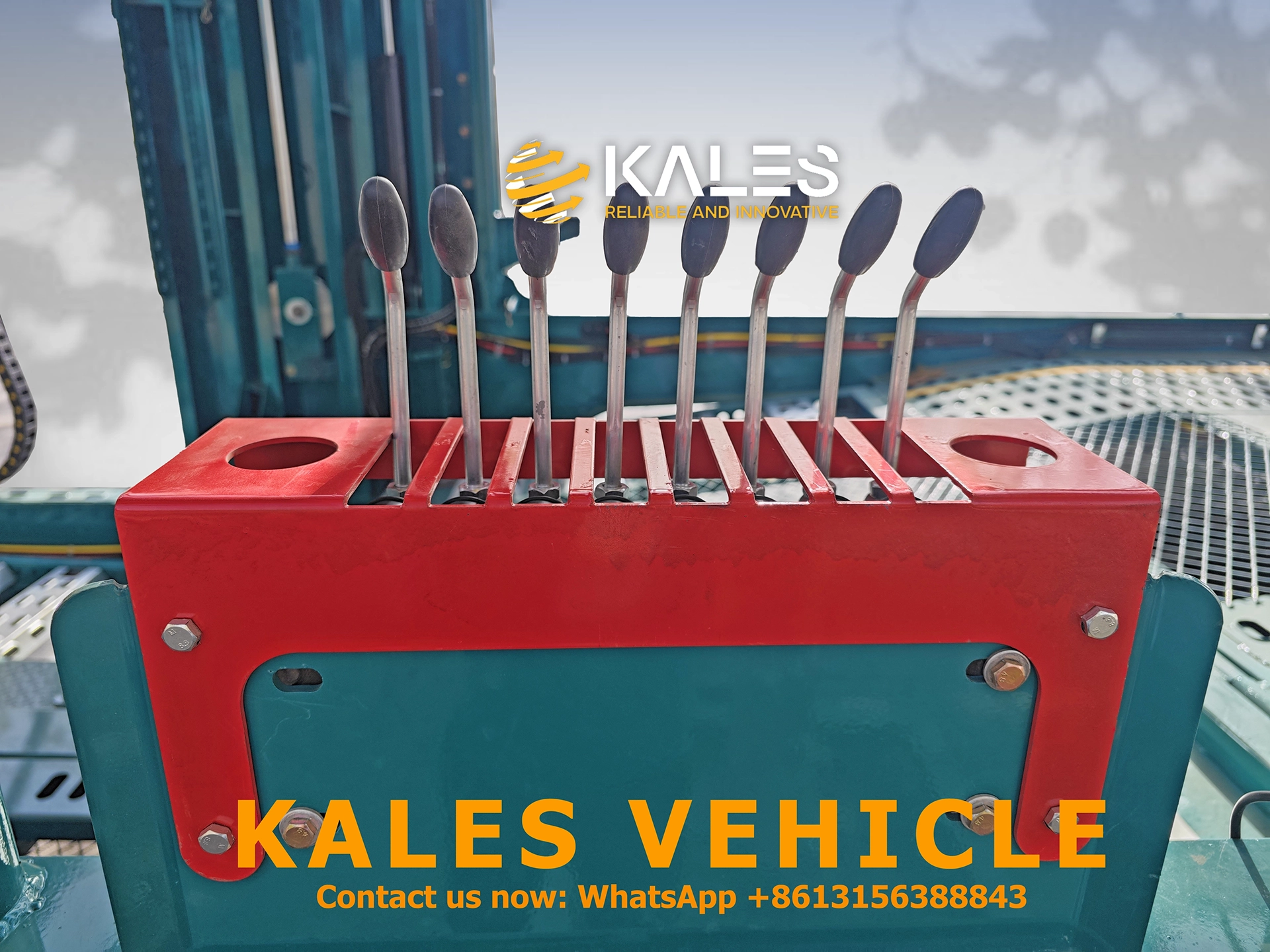 Centralized hydraulic operation valve bank