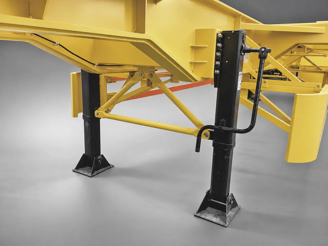 Ultimate Guide to Semi-Trailer Landing Gear: Mechanical vs. Hydraulic, Payload Specs, and Brand Selection